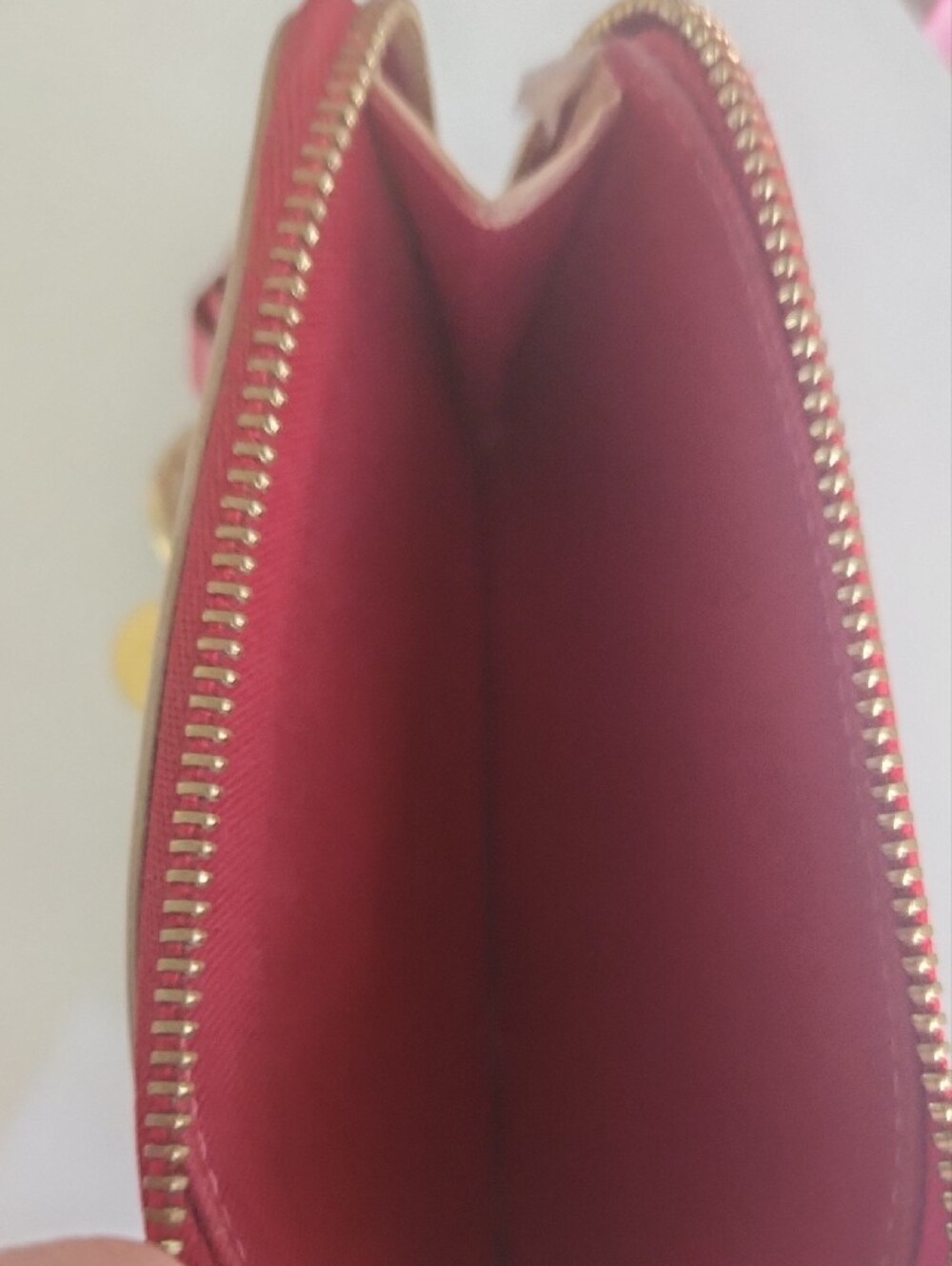 Chloe Alphabet Card Holder RTF - Picture 9 of 12